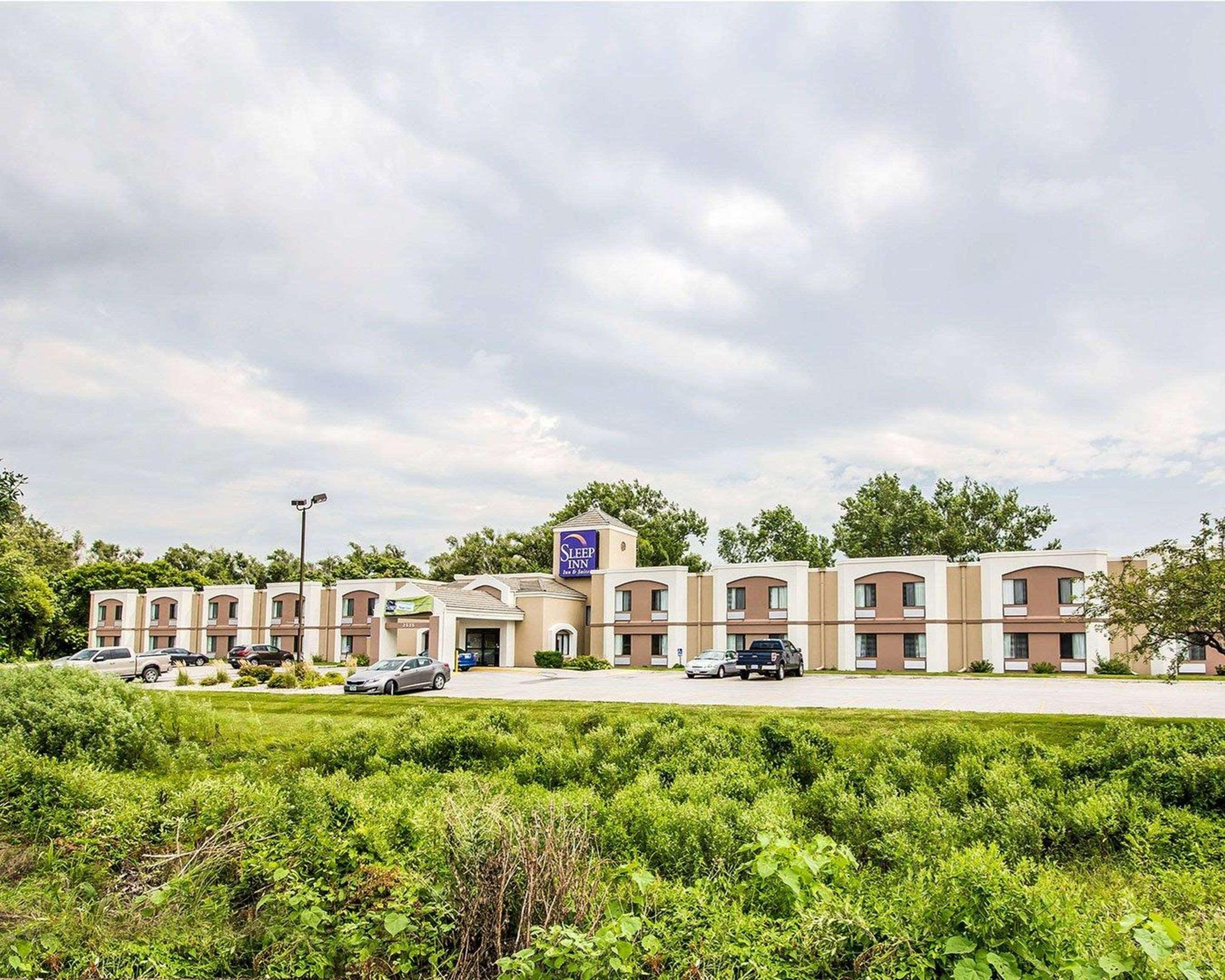 Sleep Inn & Suites Omaha Airport Exterior photo